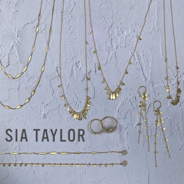 SIA TAYLOR | H.P.FRANCE公式サイト